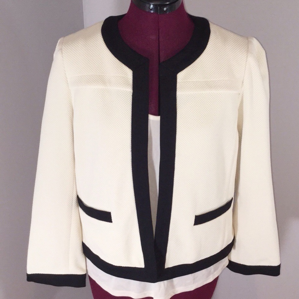 Ann Taylor Factory nwt open front classic blazer L